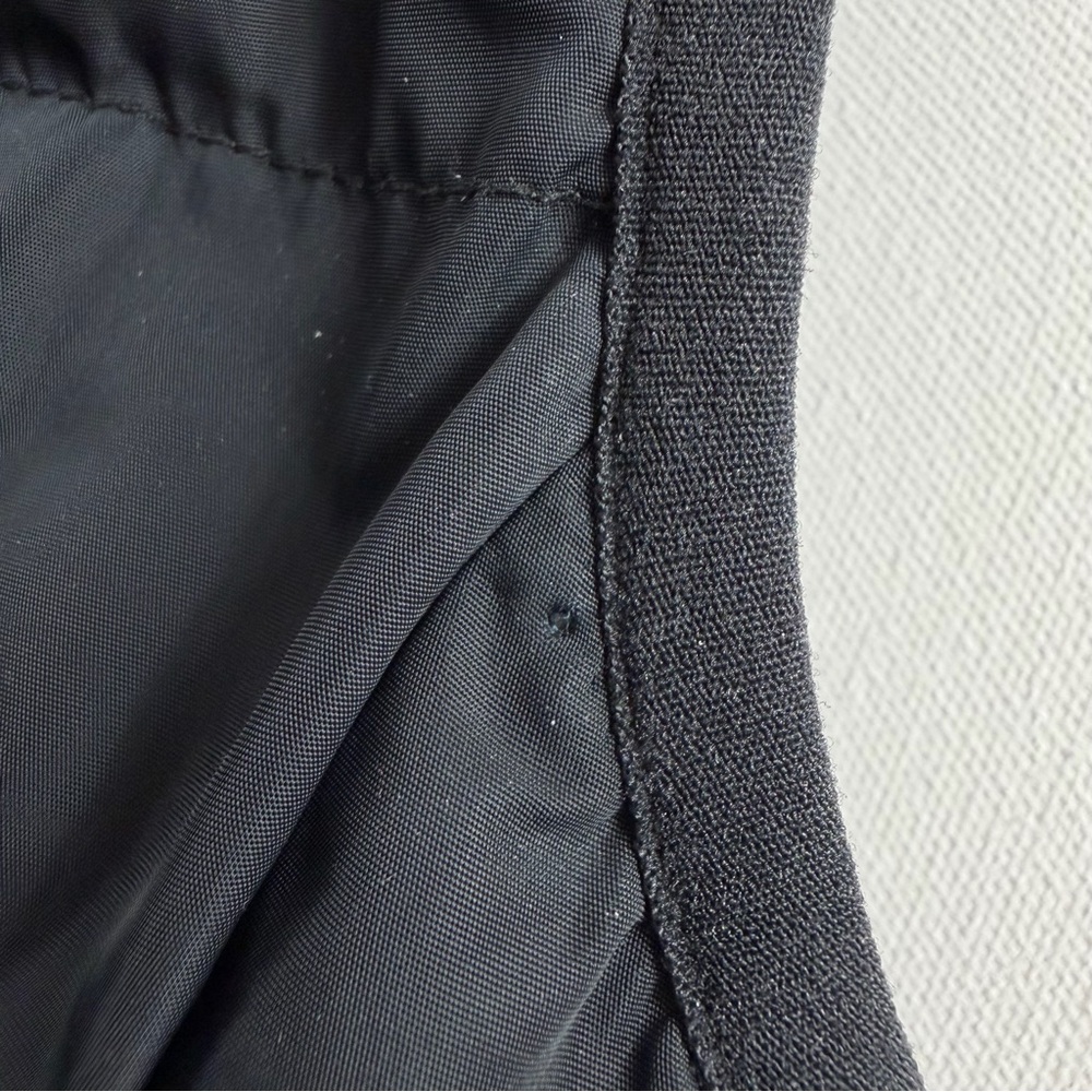 Fabletics Black Hooded Puffer Vest | Athleisure Streetwear Outdoor | Size Small - Picture 13 of 14